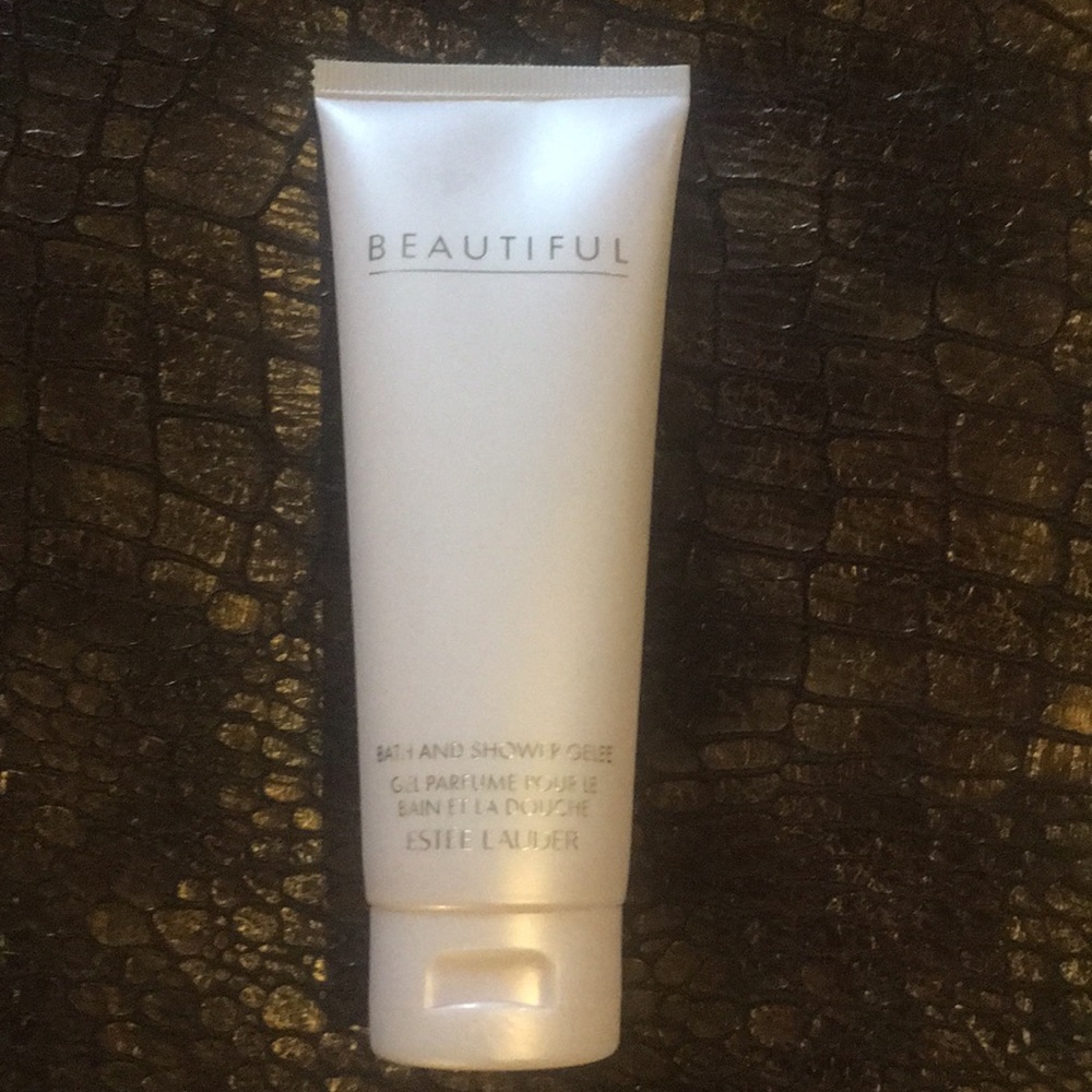 "Beautiful" bath and shower gelee